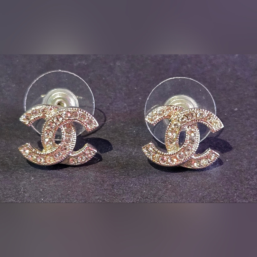 #53 CHANEL earrings Coco mark metal rhinestone silver  - AUTHENTIC - Picture 4 of 16